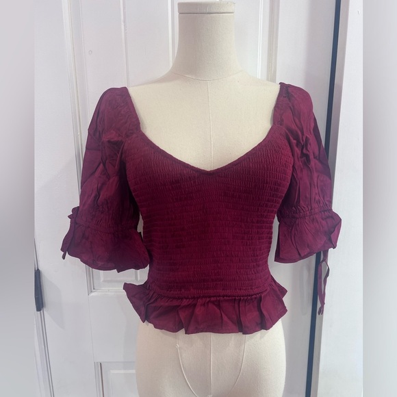 Band of Gypsies Band of the Free Satin Red Smocked Copped Top Size Small NWT - Picture 1 of 2